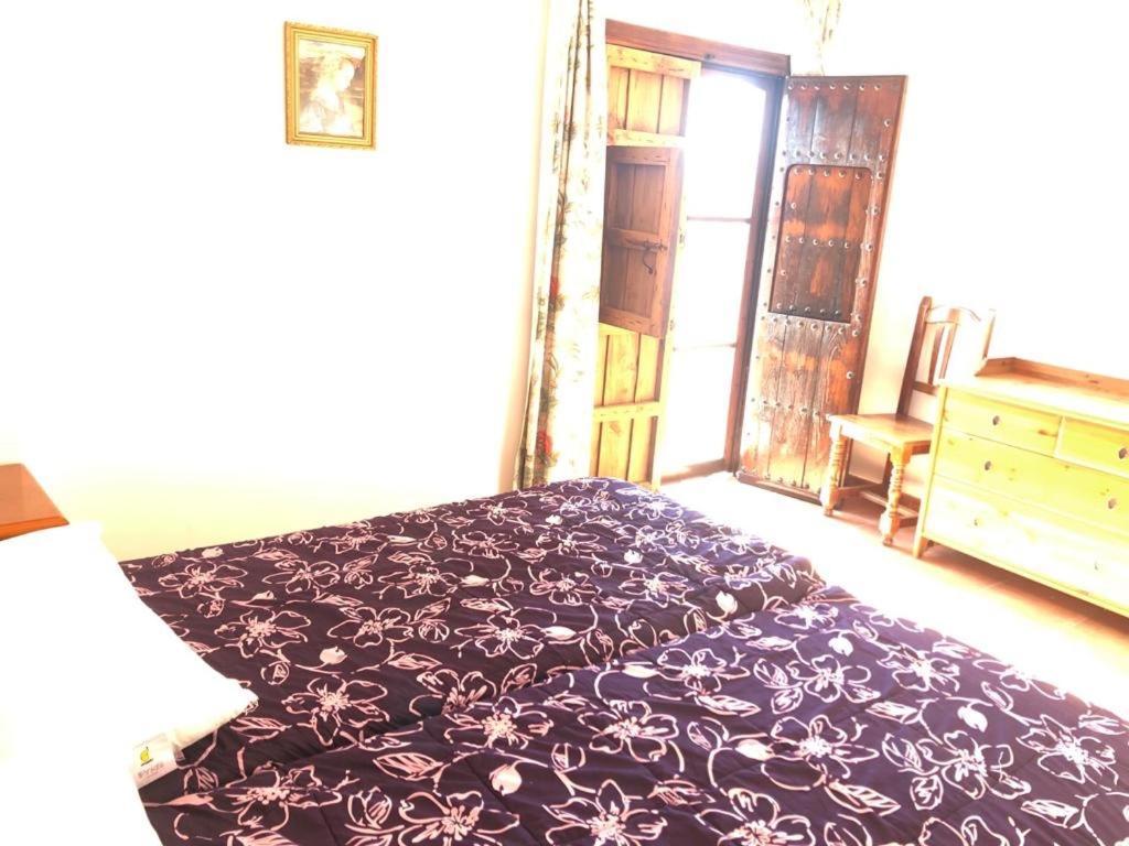 Casa De Tita Dolores Кортес-де-ла-Фронтера Екстер'єр фото