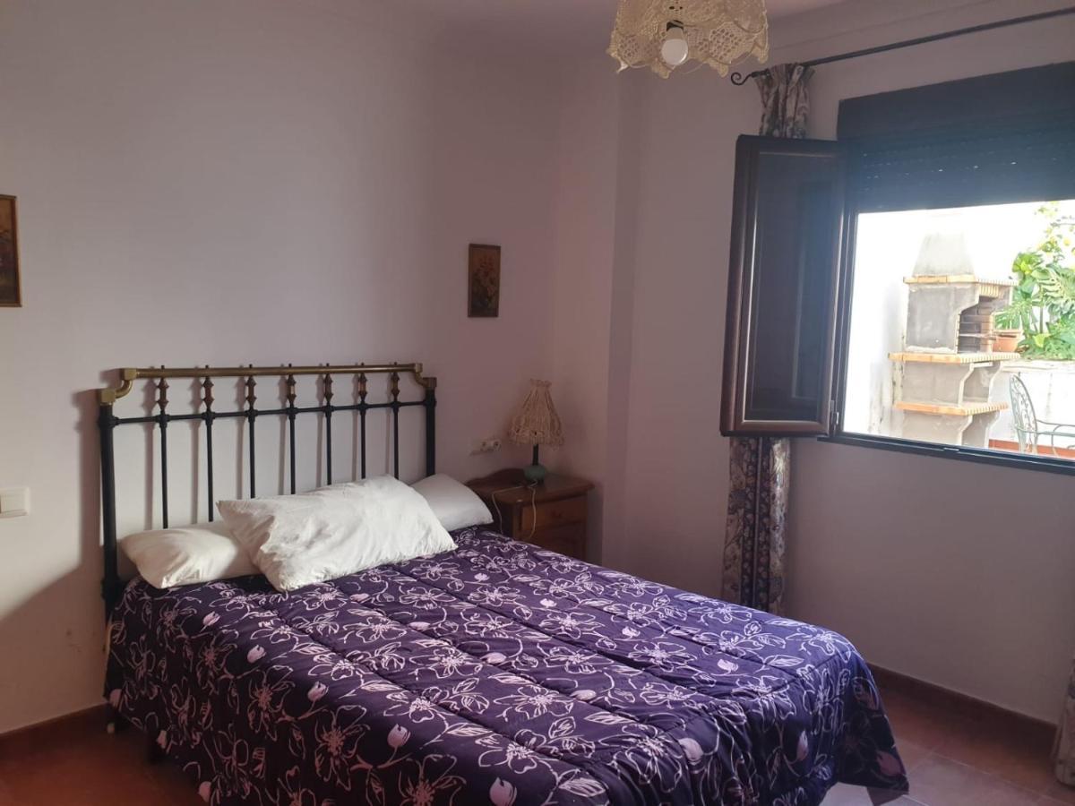 Casa De Tita Dolores Кортес-де-ла-Фронтера Екстер'єр фото